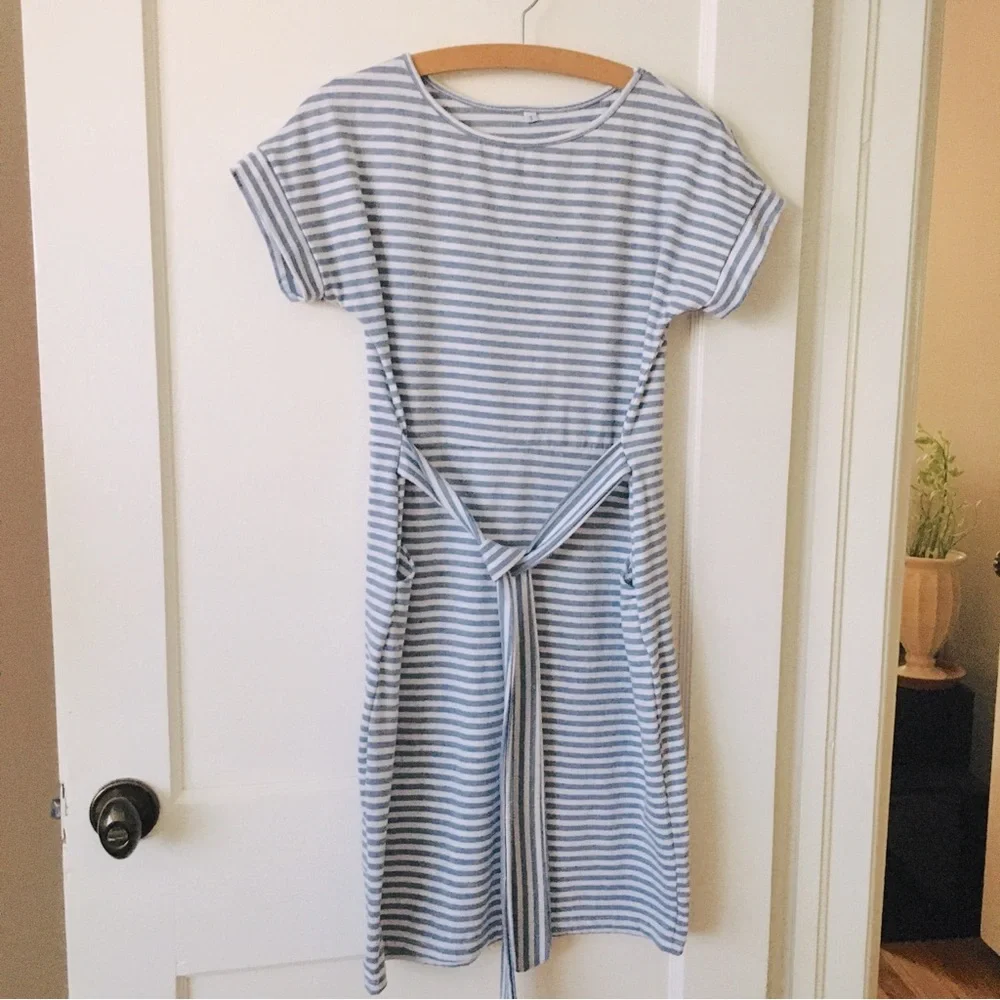 LP Gray White Horizontal Stripes Casual Knee Length Knit Dress Belted - Picture 5 of 8